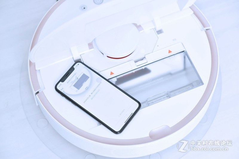 是“傻子”还是“嫂子”？看石头扫地机器人便知分晓！