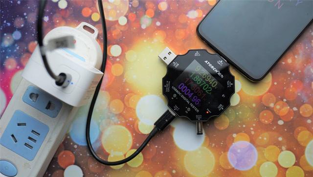 快充头如何打造黑科技？且看最小61W氮化镓充电器上手体验分享