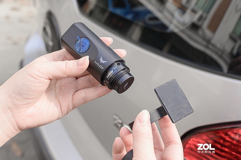 远离追尾纠纷，后视更专业，万鸥V5行车记录仪