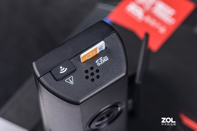 远离追尾纠纷，后视更专业，万鸥V5行车记录仪