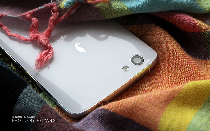 红（米）蓝（魅）的对手来了 千元机红辣椒醉视「图赏」