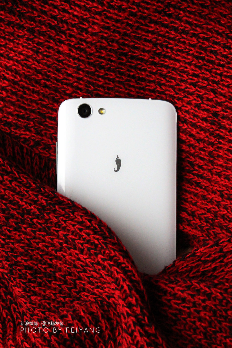 红（米）蓝（魅）的对手来了 千元机红辣椒醉视「图赏」