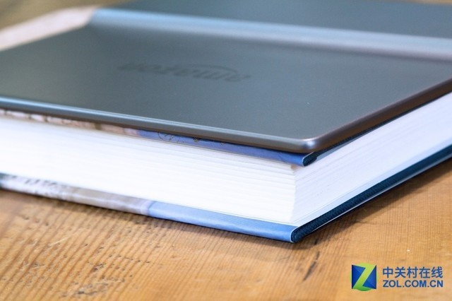 防水阅读好搭档 新版Kindle Oasis图赏