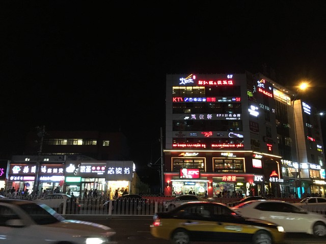 苹果iPhone6s VS 星空体育平台S6 edge+：拍照谁更强?