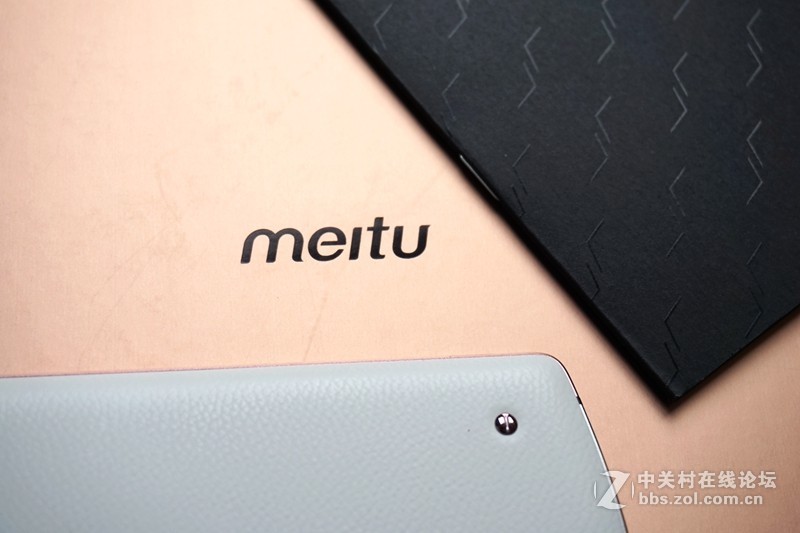 ＃颜值担当之美颜神器＃美图V4上手体验