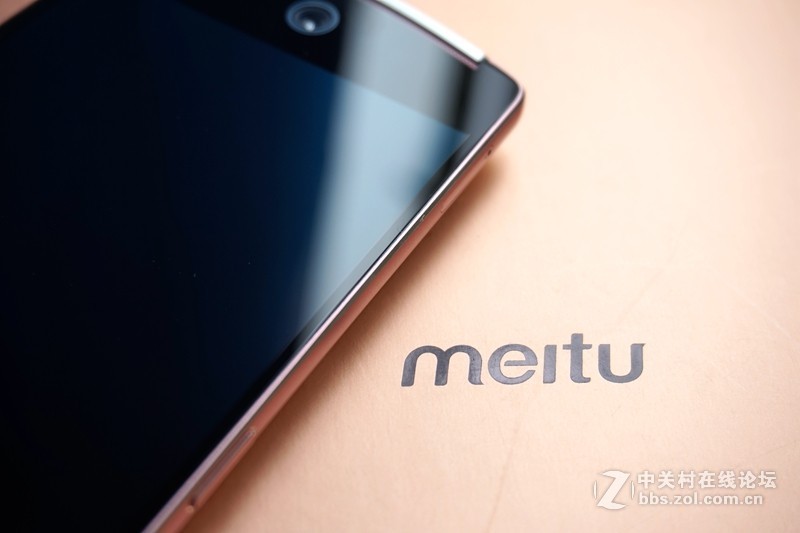 ＃颜值担当之美颜神器＃美图V4上手体验