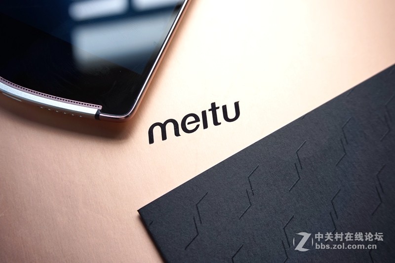 ＃颜值担当之美颜神器＃美图V4上手体验