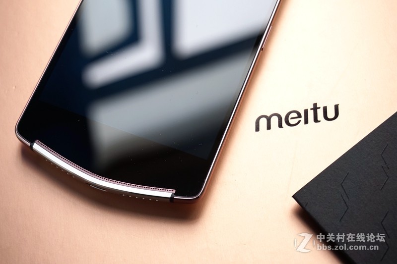 ＃颜值担当之美颜神器＃美图V4上手体验