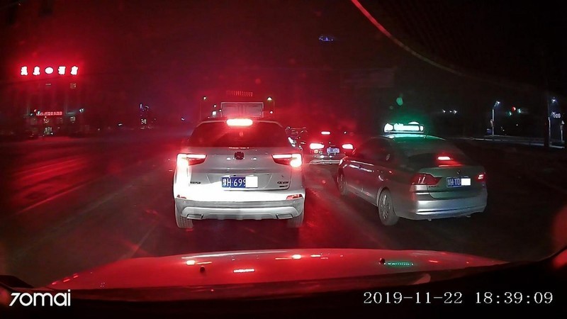 70迈流媒体记录仪，车辆安全行驶保护神