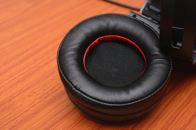 入门虚拟7.1耳机，雷柏VH520体验&麦克风、音效设定