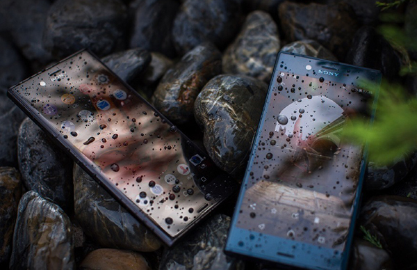 #约稿# 国产手机之所以不主推防水，因为防水后还想水上漂，太麻烦了？