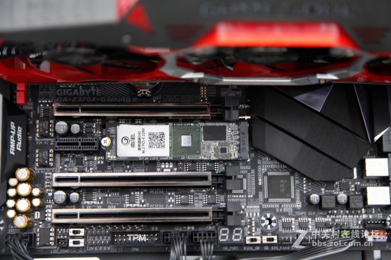 装机图赏，雕牌GAMING 8 + i7 6700k + 耕升1080G魂