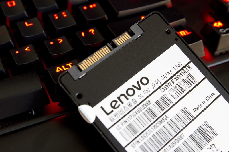 入门级固态怎选？联想SL700 120g轻体验