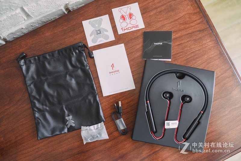 不到五百元？一款能提高吃鸡成功率的电竞耳机Spearhead VR蓝牙耳机