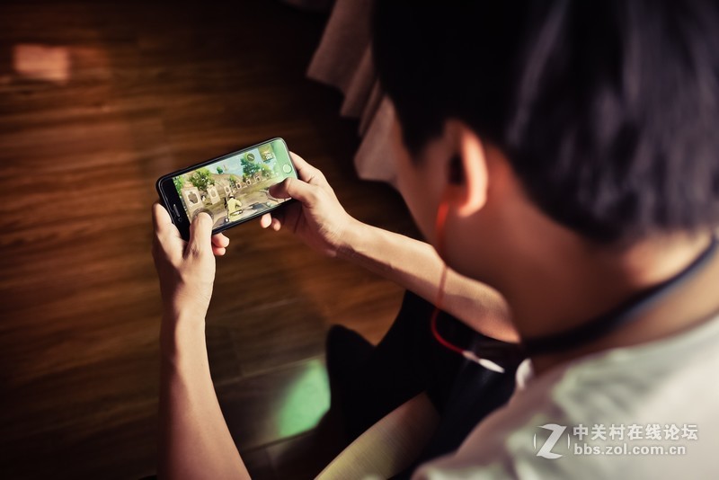 不到五百元？一款能提高吃鸡成功率的电竞耳机Spearhead VR蓝牙耳机