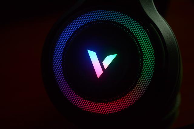 入门虚拟7.1耳机，雷柏VH520体验&麦克风、音效设定