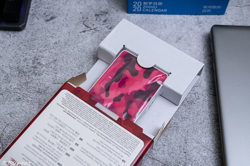 时尚随行——名片大小的希捷颜系列迷彩定制款2.5英寸移动硬盘体验