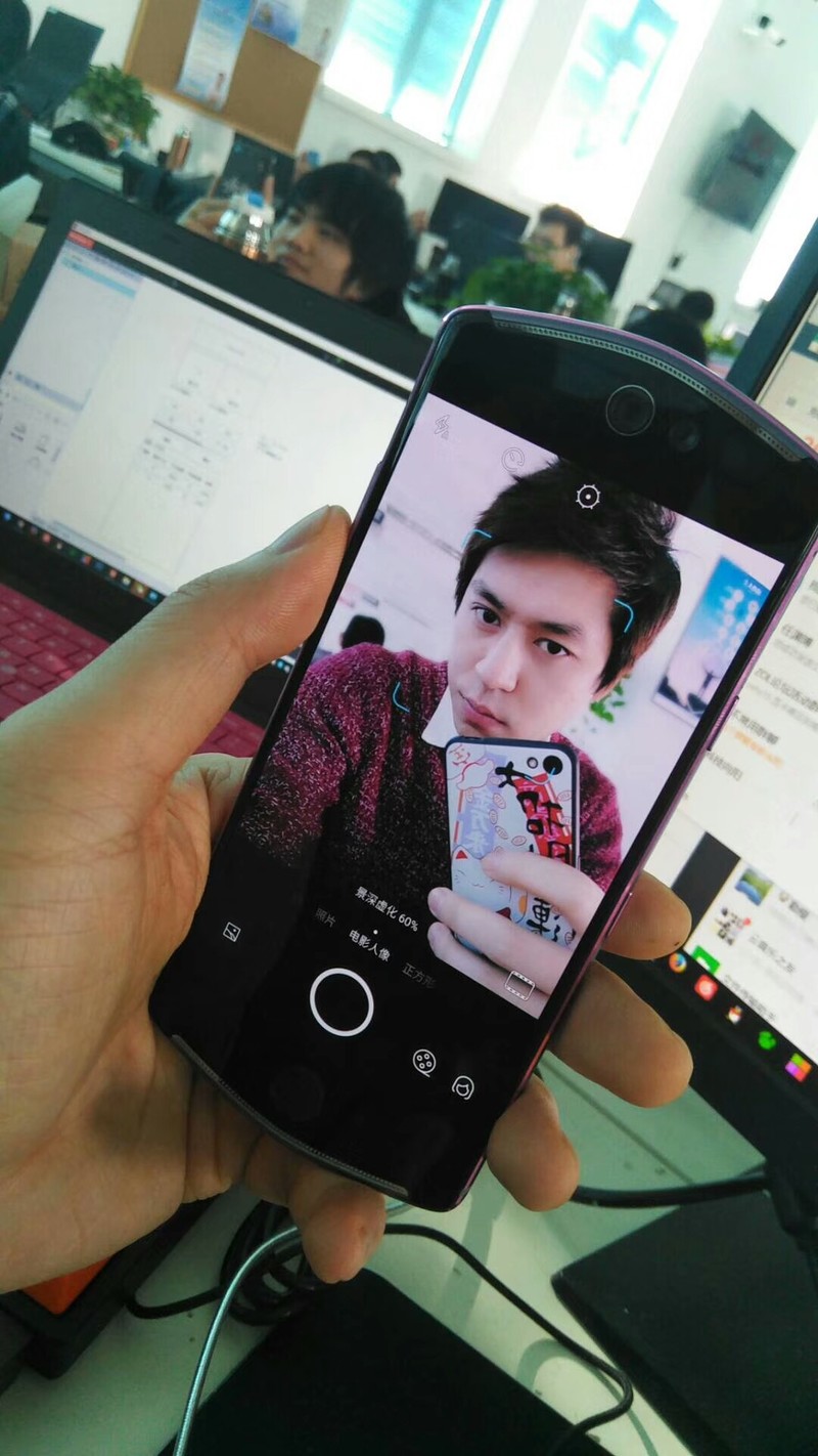 【电影级虚化，夜间自拍更好看】我能说什么，我也很绝望！