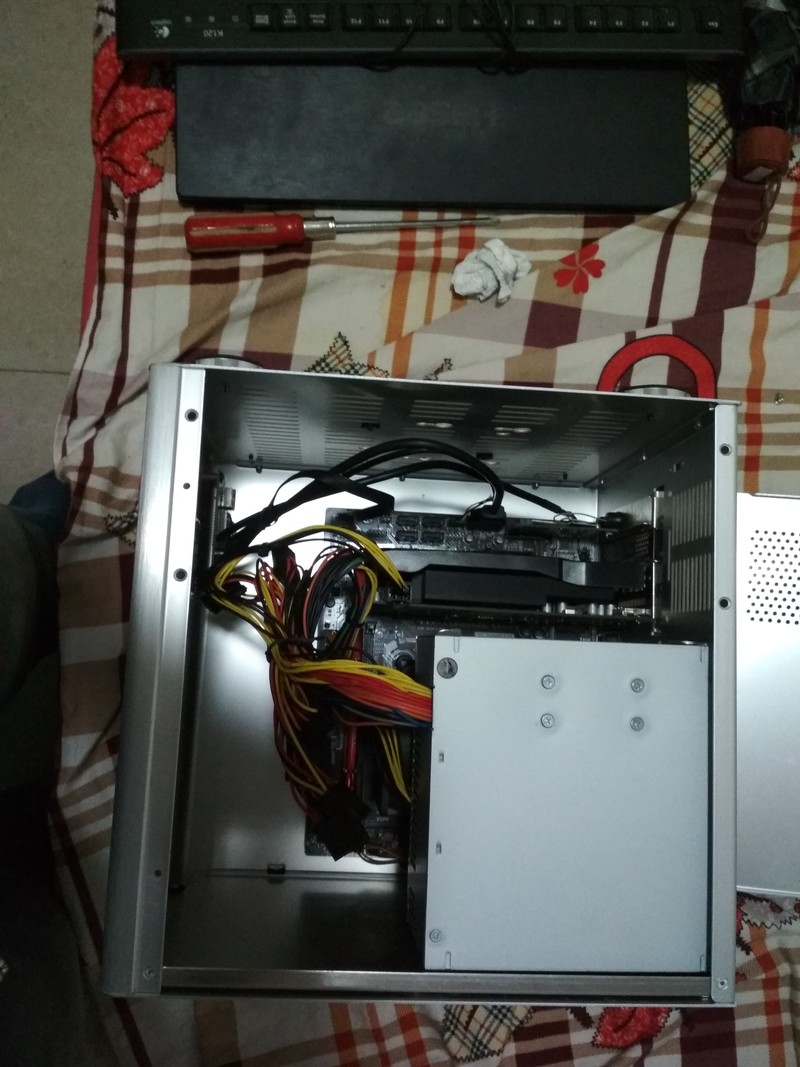 锐龙R5 1600 3.7G性价比吊打i5 8400，i5 8600k，i7 6800K，，，锐龙R5 1600大法好