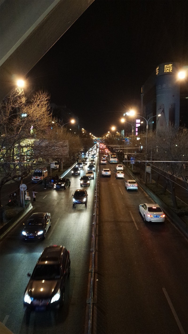 【电影级虚化，夜间自拍更好看】我能说什么，我也很绝望！