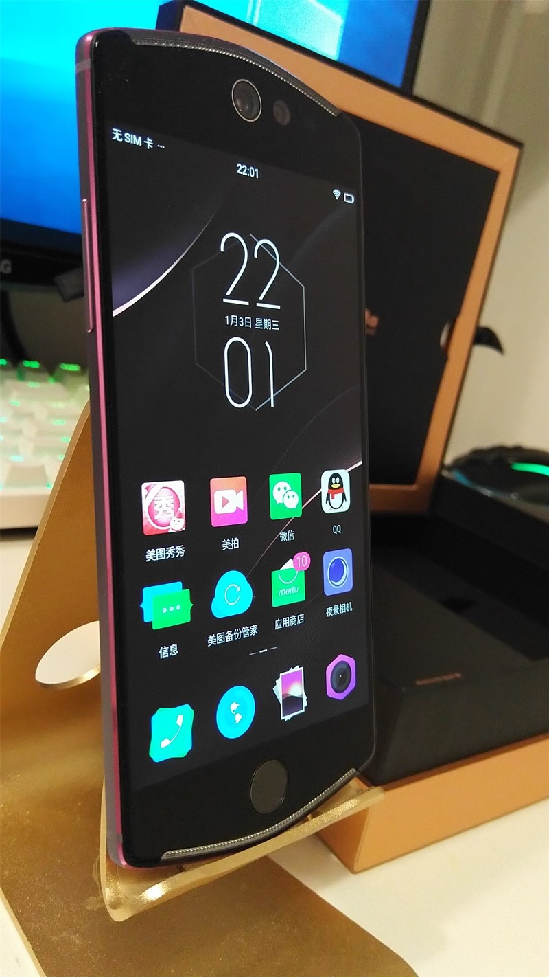 【电影级虚化，夜间自拍更好看】我能说什么，我也很绝望！