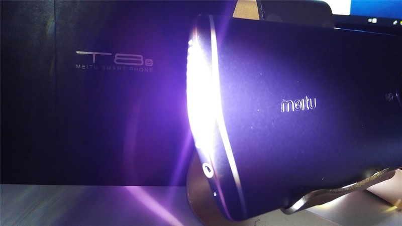 【电影级虚化，夜间自拍更好看】我能说什么，我也很绝望！