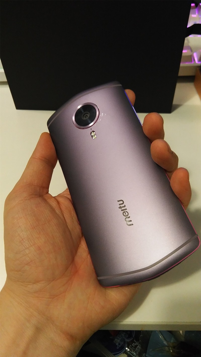 【电影级虚化，夜间自拍更好看】我能说什么，我也很绝望！