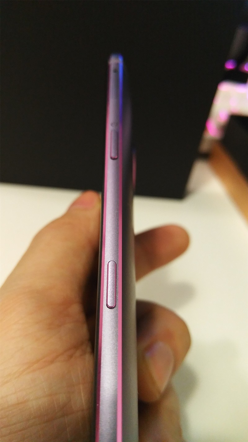 【电影级虚化，夜间自拍更好看】我能说什么，我也很绝望！