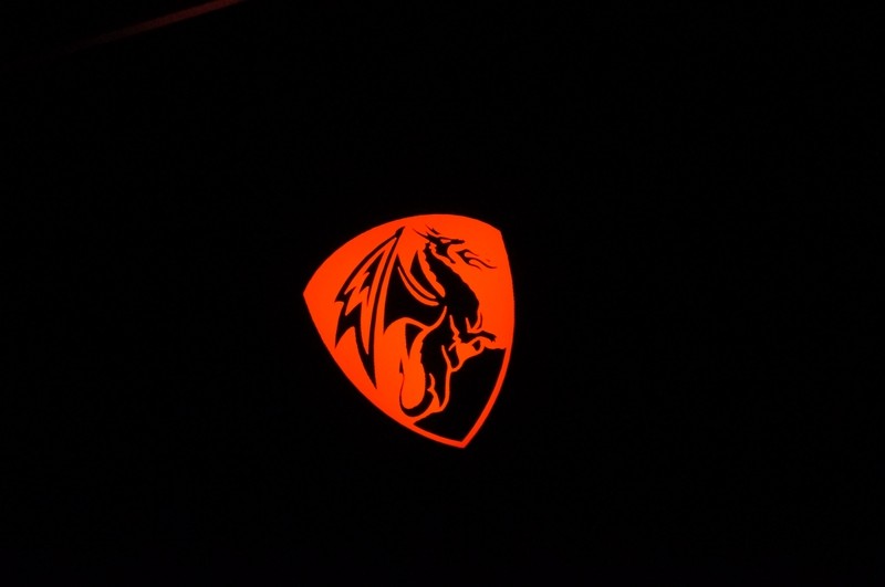 土豪专用！价值1K2伊赛斯龙盾机械键盘入手