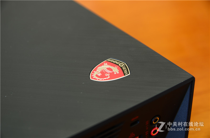 9000元电竞游戏主机，微星海皇戟3开箱简评