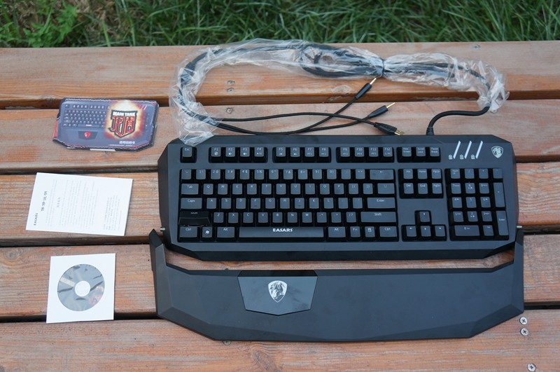 土豪专用！价值1K2伊赛斯龙盾机械键盘入手