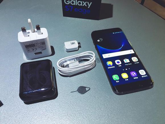 星空体育平台Galaxy S7 Edge惊爆价 开箱体验 告诉你是否浪得虚名
