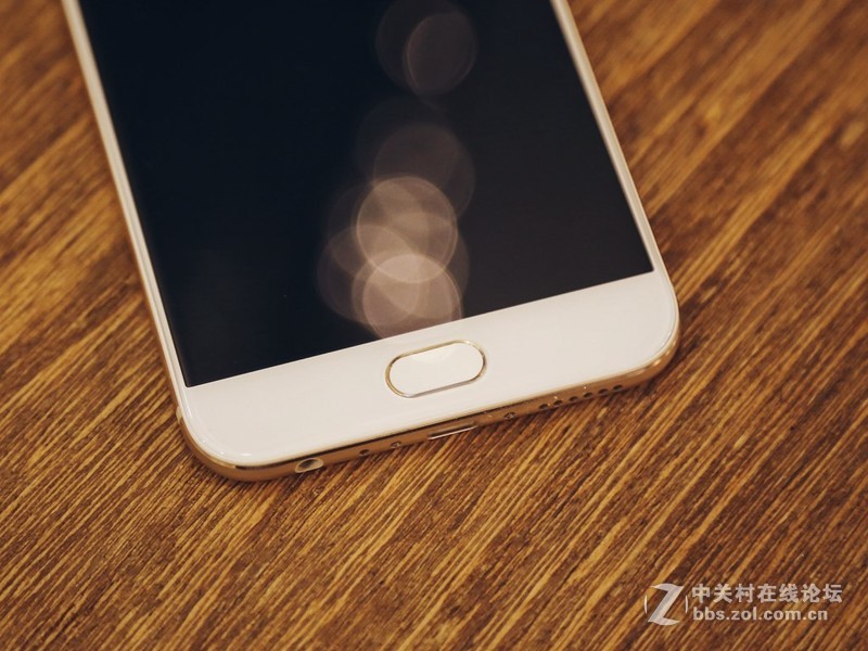 颜值新高 2000万前置双摄拍照神器——vivo X9图赏