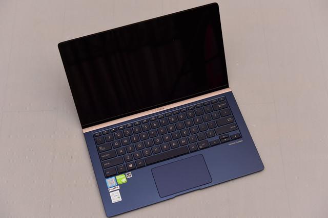 #笔记本# 办公全能选手—华硕灵耀U 2代笔记本入手记