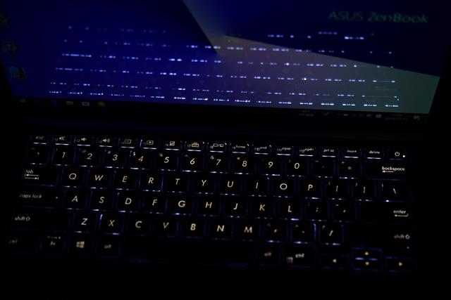 #笔记本# 办公全能选手—华硕灵耀U 2代笔记本入手记