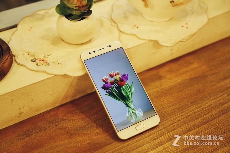 颜值新高 2000万前置双摄拍照神器——vivo X9图赏