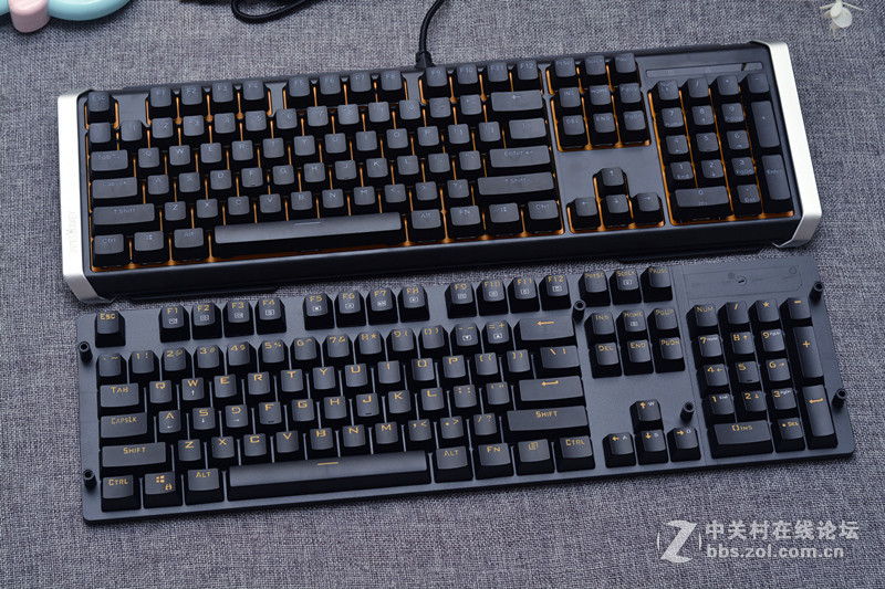 给驴蹄子换了个“铁掌”，贱驴382铁掌PBT键帽开箱体验