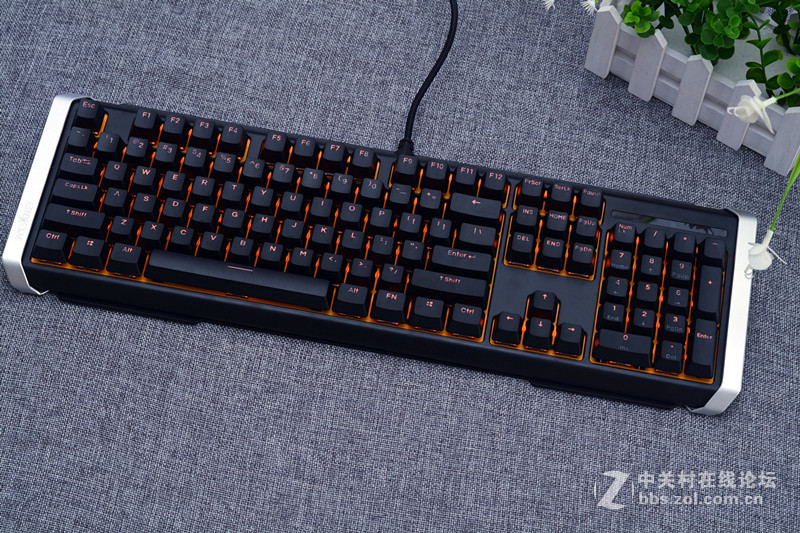 给驴蹄子换了个“铁掌”，贱驴382铁掌PBT键帽开箱体验