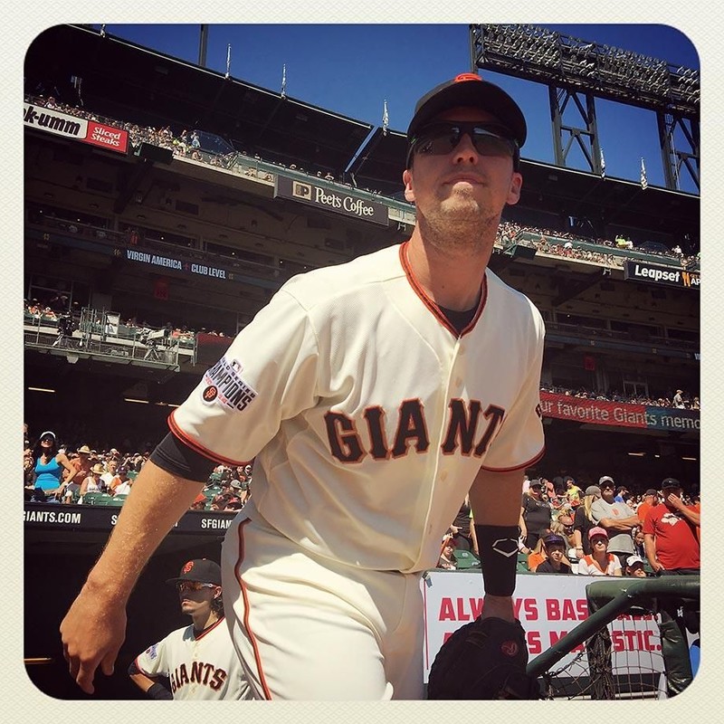 运动之美：iPhone 6s Plus 拍摄的棒球比赛