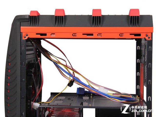 小个头大容量 游戏悍将魔族3机箱评测