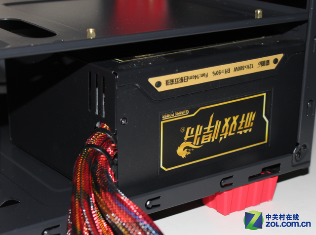 小个头大容量 游戏悍将魔族3机箱评测