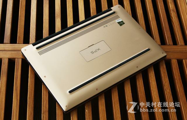 新款戴尔XPS13开箱上手 全新内核体验