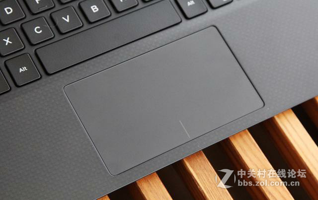 新款戴尔XPS13开箱上手 全新内核体验