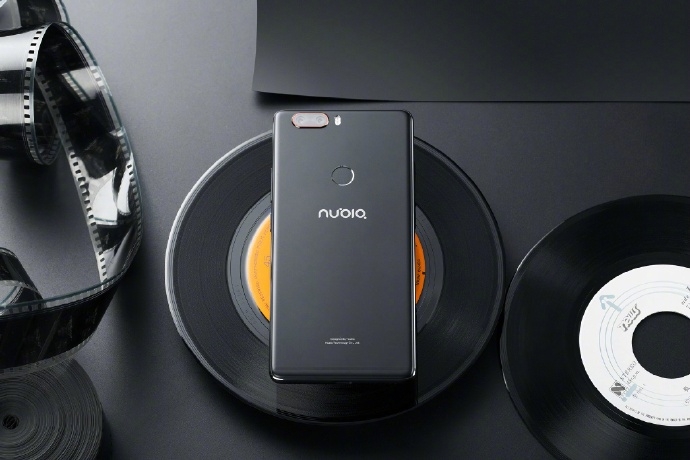 变焦双摄随手拍出好照片，努比亚Z17开箱图赏