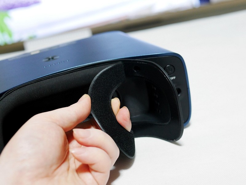 2.5K超清分辨率带来影院级震撼视听 Cinera头戴私人影院足不出户看3D大片