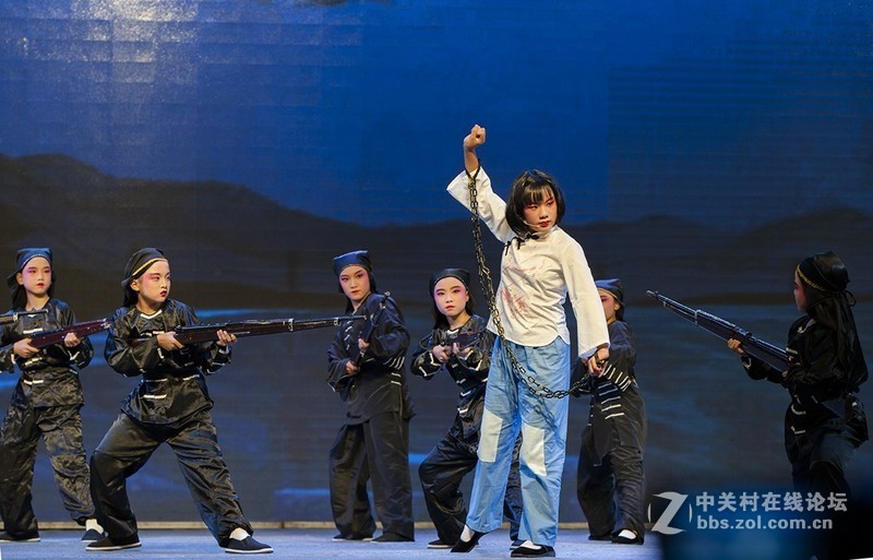 粉墨登场（一）