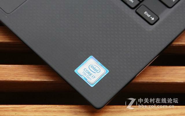 新款戴尔XPS13开箱上手 全新内核体验