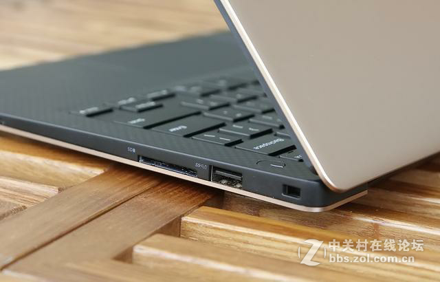 新款戴尔XPS13开箱上手 全新内核体验