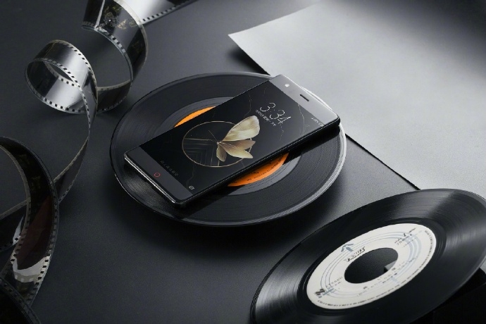 变焦双摄随手拍出好照片，努比亚Z17开箱图赏