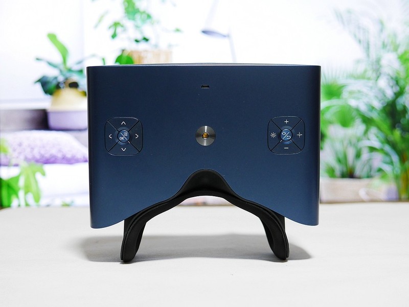 2.5K超清分辨率带来影院级震撼视听 Cinera头戴私人影院足不出户看3D大片